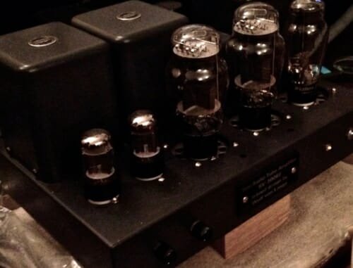 Vinyl sounds beautiful 300b amplifier