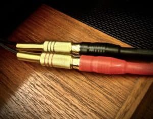 Inyterconnect from Turntable to amplifier