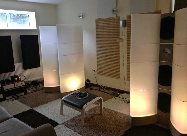 WOLFVONLANGA audiophile set up Speaker position