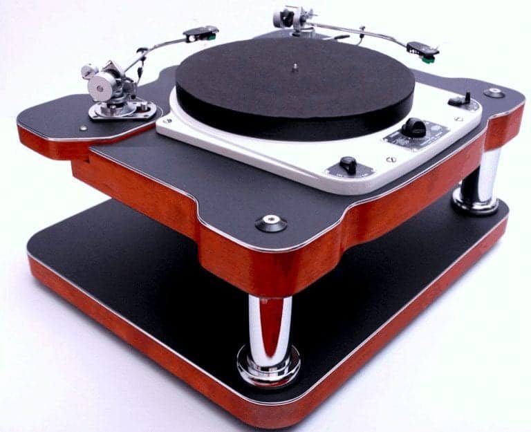 Turntable plinths