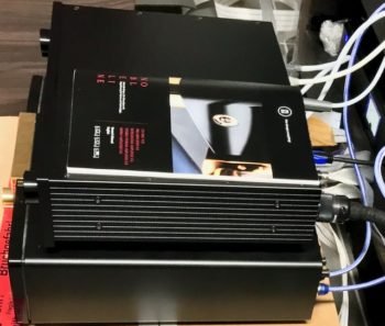 Amplifier and source