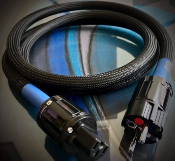 Matrix amplifier cable