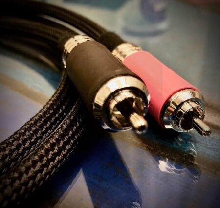 Interconnect cables RCA connection